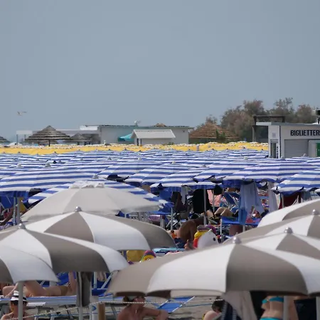 Stella Marina Centralissimo Bilocale Con Grande Terrazzo * Grado